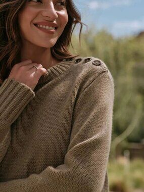 Jenni Kayne Grace Crewneck Sweater Umber Size Small 100% cashmere